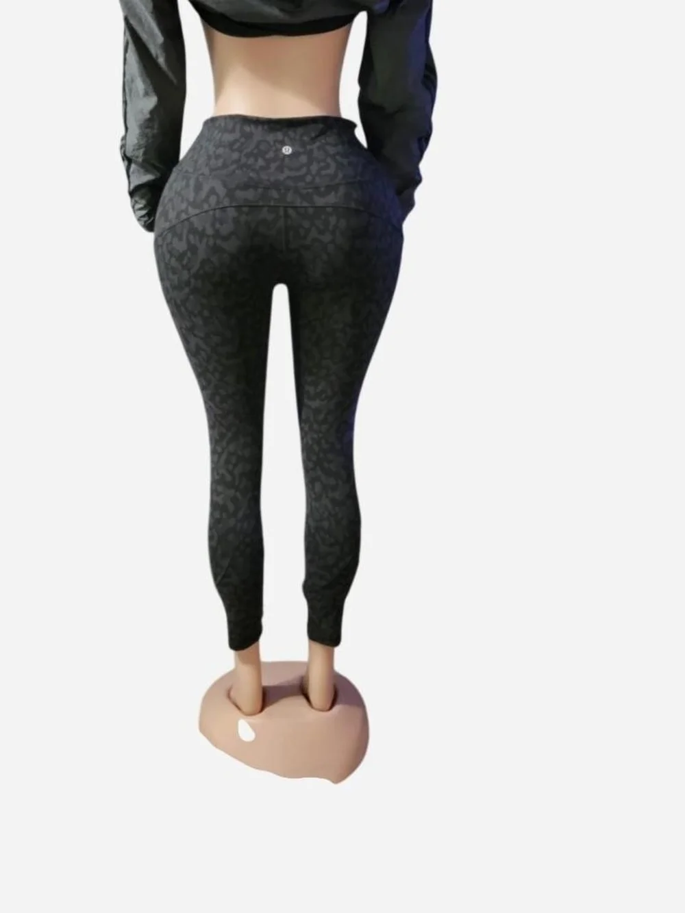 Lululemon Camo Deep Coal Leggings Size 8